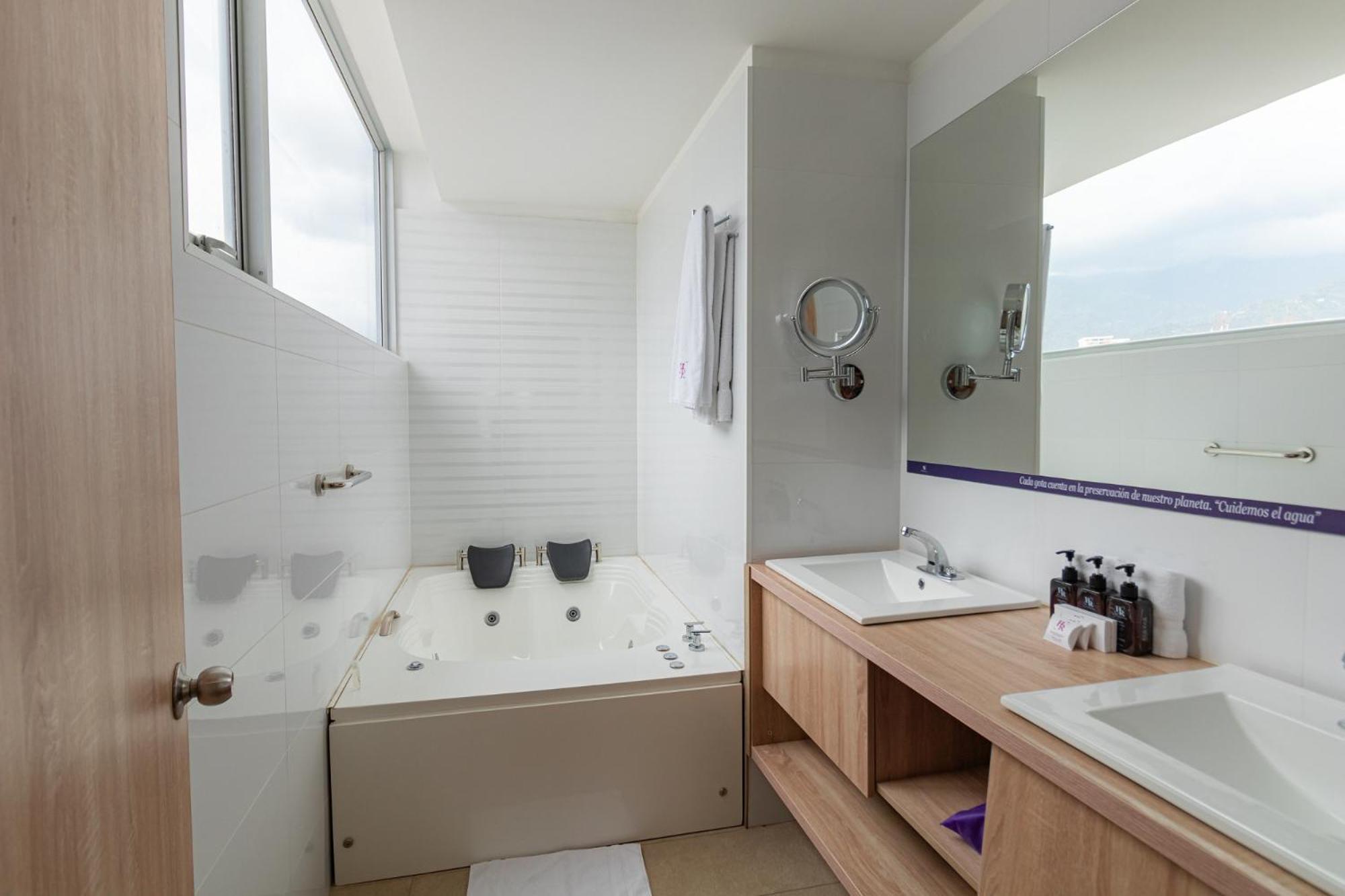 Hotel Roseliere Bucaramanga Floridablanca Dış mekan fotoğraf